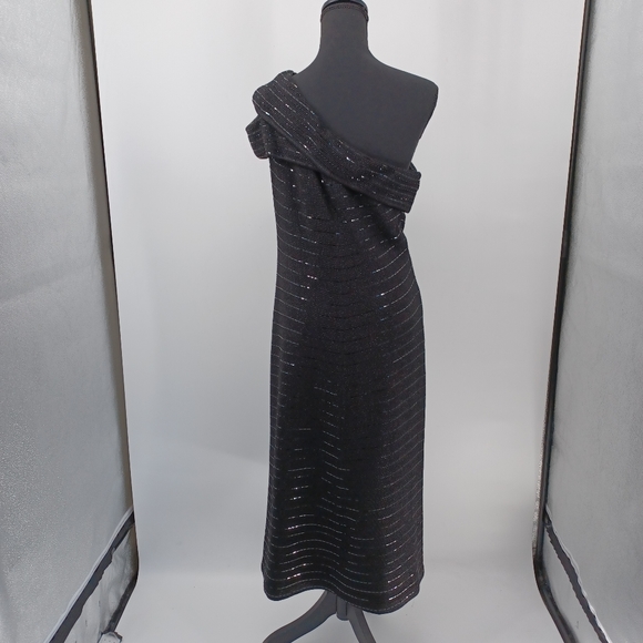 St. John Couture Beaded Gown "Caviar" - Picture 5 of 9